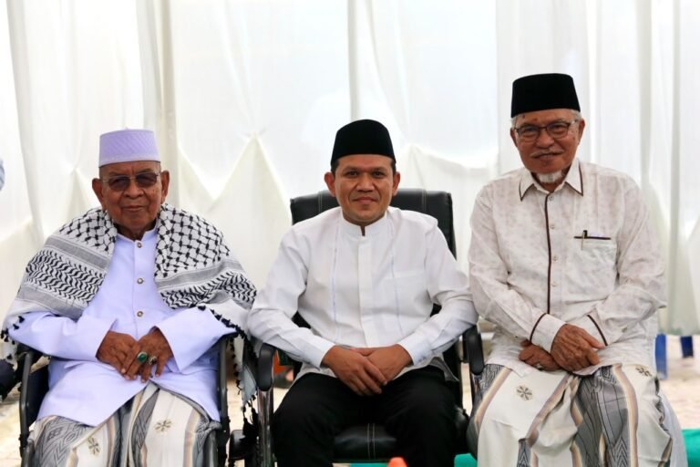 Wagub Aceh Hadiri Haul Ummi Arongan ke-1, Pererat Silaturahmi dengan Ulama dan Dayah di Aceh Besar dan Bireuen