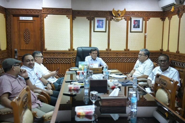 ‎Dek Fadh Ikuti Rakor Perkembangan Rehabilitasi dan Rekonstruksi Pascabencana Sumatera