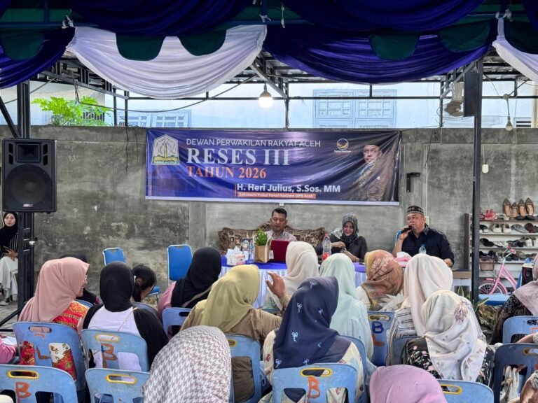 Heri Julius Serap Aspirasi Warga dalam Reses III DPRA