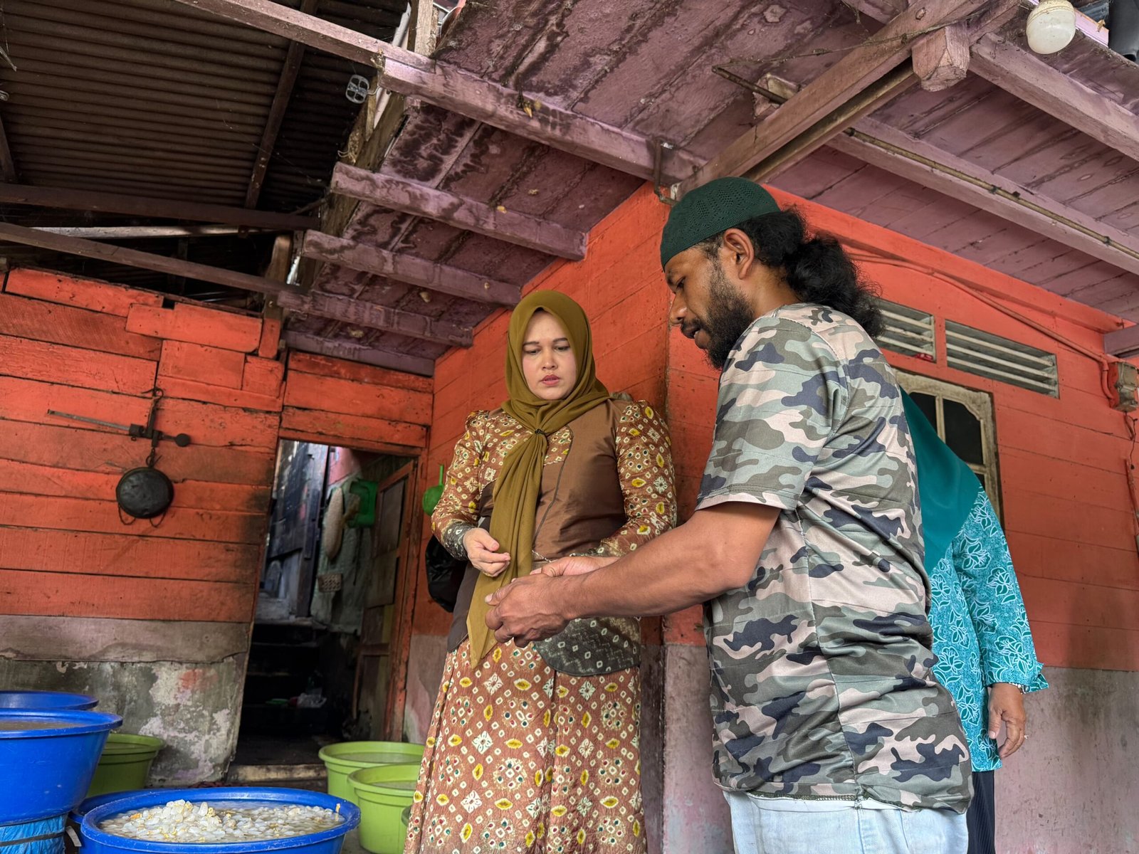 Mukarramah Fadhlullah Kunjungi Sentra Pengolahan Kolang-Kaling di Tangse