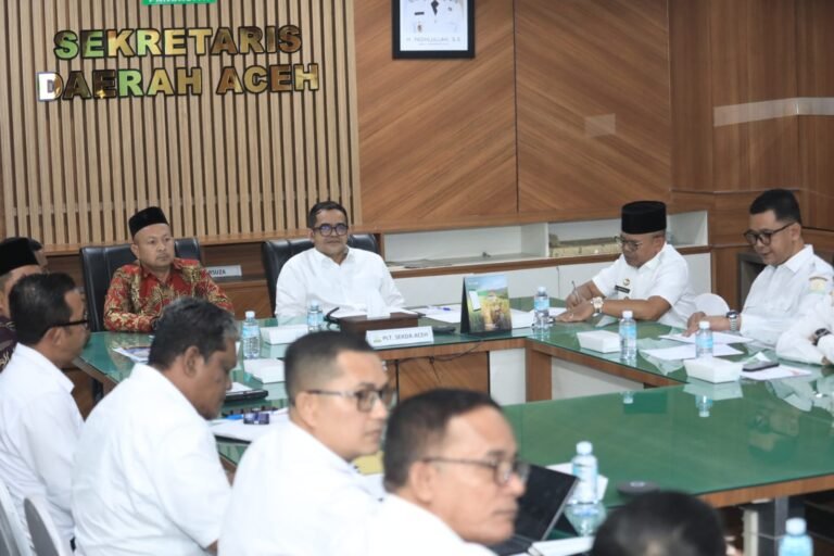 Plt. Sekda Aceh Ikuti Rapat Persiapan Pelaksanaan PORA XV Aceh Jaya